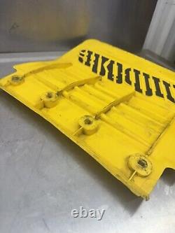 03 02 01 00 99 Ski Doo Summit MXZ 600 700 800 ZX Chassis Snow Flap Guard Yellow