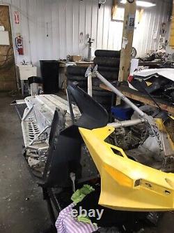 10 Ski-Doo MXZ XRS 600 HO ETEC Snowmobile frame chassis tunnel