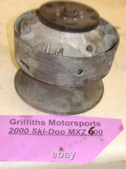 2000 SKI DOO MXZ 600 ZX chassis TRA primary drive clutch w bolt