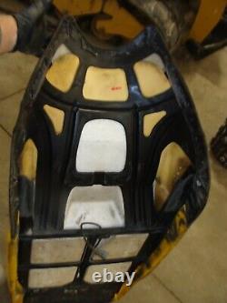 2000 SKI DOO MXZ 700 ZX chassis complete seat base cover foam trunk