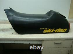 2000 Ski Doo Summit 600 ZX Chassis Seat Assy Base Foam Cover MXZ 500 700 800