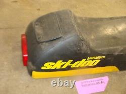 2000 SKI DOO MXZ 600 ZX châssis siège complet avec couvercle de base mousse feu arrière coffre