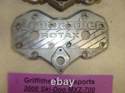 2000 SKI DOO MXZ 700 Couverture de tête de cylindre de châssis ZX thermostat agréable