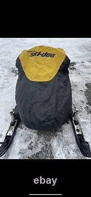 Skidoo Zx Châssis Cover Great Shape
